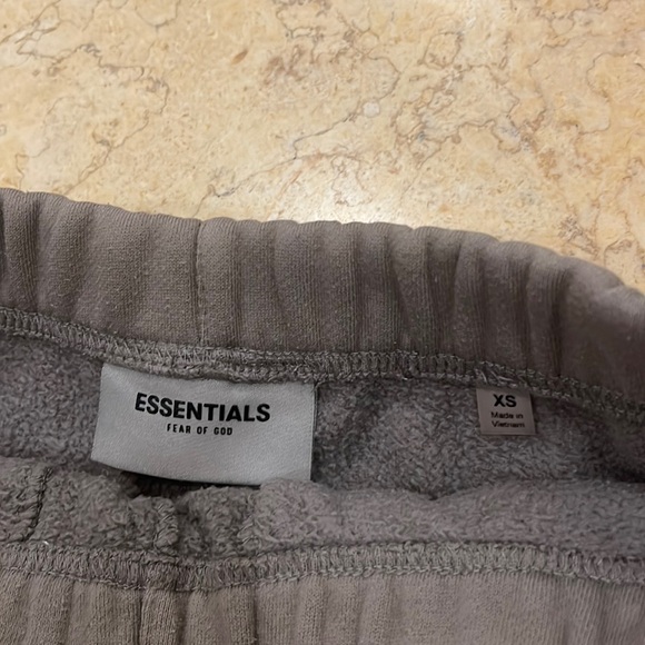 XS Fear of God Essentials Sweatpants Joggers with Reflective Logo - Picture 3 of 7